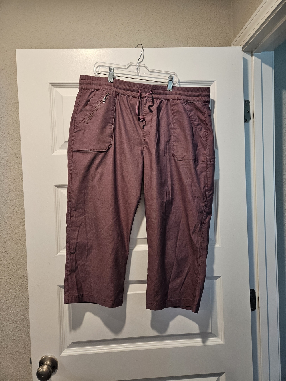 Womens Kuhl Drawstring Casual Pants in Mauve